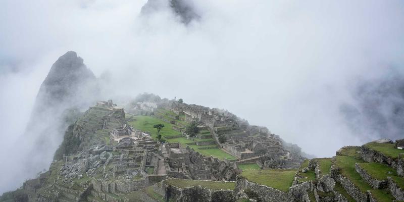 奥扎克湖冬季旅游指南：探索自然风光与宁静湖泊的完美假期