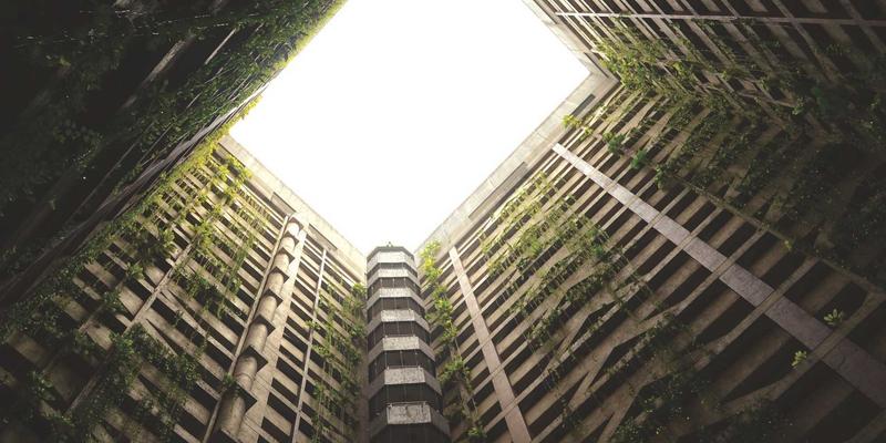 奥扎克湖旅游攻略：揭秘社区如何守护这片宁静湖泊的蓝色宝藏