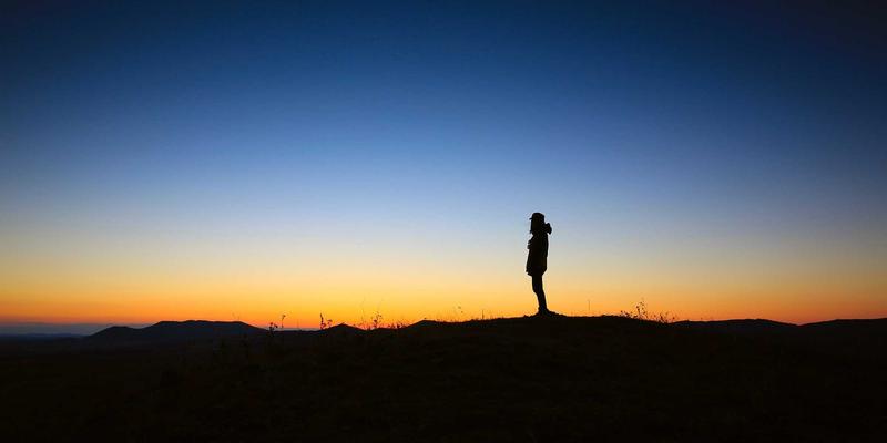 奥扎克湖旅行指南:在密苏里蓝宝石中寻觅日式禅意的宁静湖泊之旅